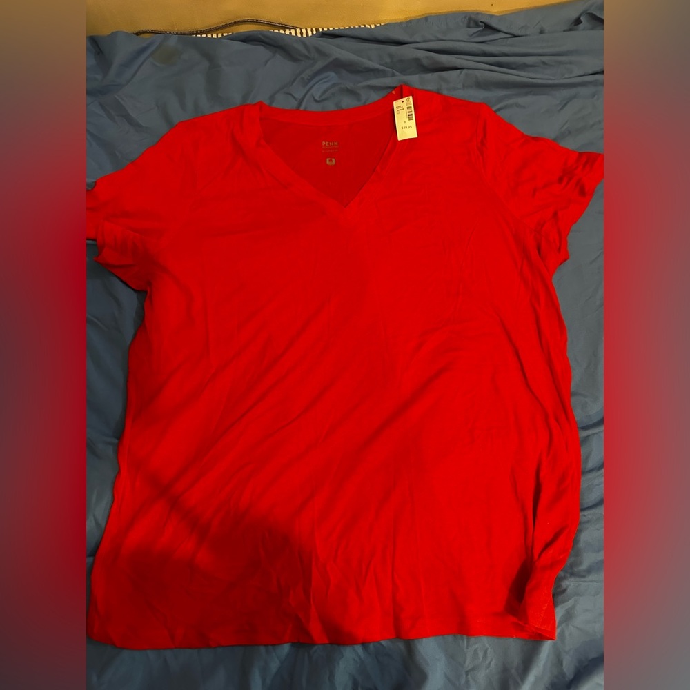 Red Boyfriend Tee